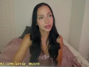 Chaturbate Watch Live Sex Cams of eevie_moon