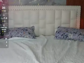 Chaturbate Nude Webcam of hornybarelylegalgirl