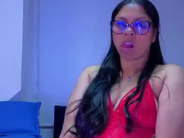 Chaturbate Live Sex Cam of andre_milf