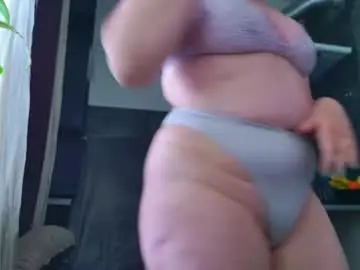 Chaturbate Live Sex Cam of mishamilf