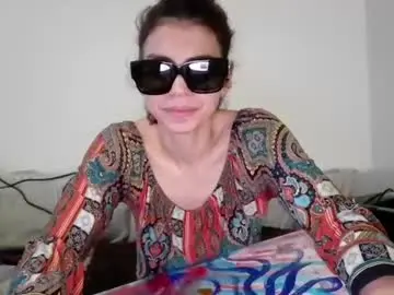 Chaturbate Live Sex Cam of haifa12011983