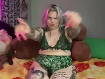 Chaturbate Free Porn Cam of cherryb0mbb0mb
