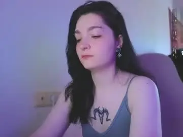 Chaturbate Live Sex Cam of luna_moon13