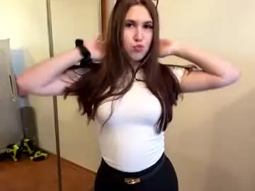 Chaturbate Live Sex Cam of tracievanier
