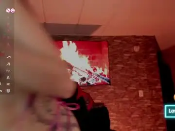 Chaturbate Live Sex Cam of charlotte_greys