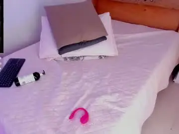 Chaturbate Best live sex cam show of andrea_oss