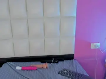 Chaturbate Best live sex cam show of alanna_hot3