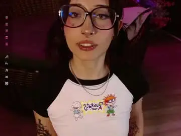 Chaturbate Free Porn Cam of sweet_roxanee