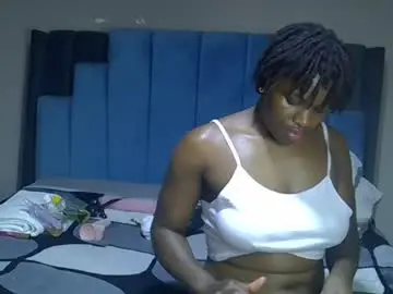 Chaturbate Best live sex cam show of melanin_moon