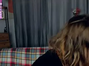 Chaturbate Live Sex Cam of lorineponter