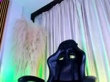Chaturbate Live Sex Cam of alejagarcia_