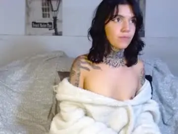Chaturbate Best live sex cam show of lunai_gh