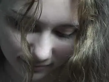 Chaturbate Live Sex Cam of cyndyvalerio
