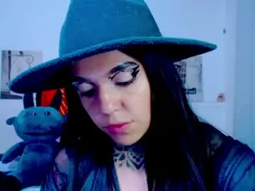 Chaturbate Watch Live Sex Cams of lannie_gonzales