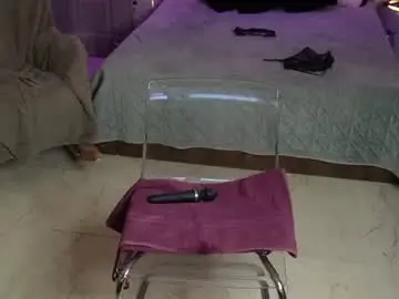 Chaturbate Free Live Porn of riley_reddd