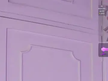 Chaturbate Live Sex Cam of molly_blue01