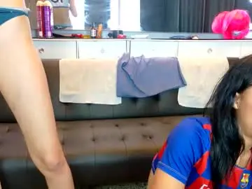 Chaturbate Live Sex Cam of littlejennifer18
