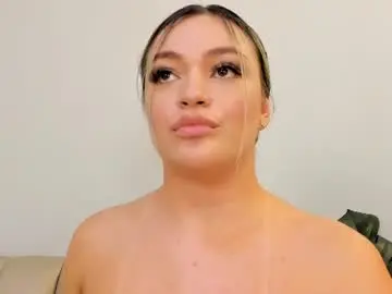 Chaturbate Nude Webcam of milaowens