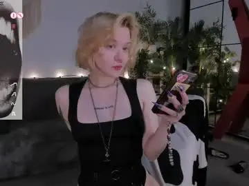 Chaturbate Free Live Porn of evathority