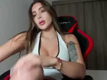 Chaturbate Free Porn Cam of mi_suk1