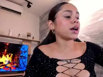 Chaturbate Sex Cam of carolinefyre
