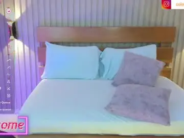 Chaturbate Live Sex Cam of soffia_modre