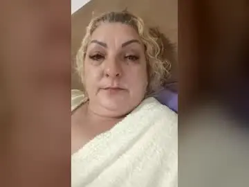 Chaturbate Watch Live Sex Cams of clarabbw77