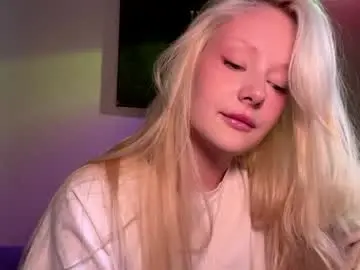 Chaturbate Live Sex Cam of phungegland
