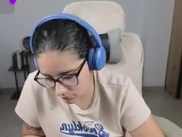 Chaturbate Nude Webcam of moonwoman_
