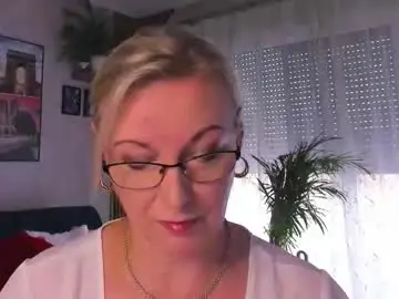 Chaturbate Adult Video Chat of xvanessalove