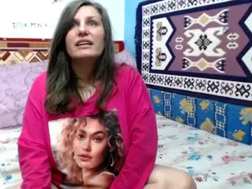Chaturbate Live Sex Cam of adelinemilf