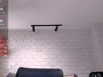 Chaturbate Nude Webcam of bellathompsonx_