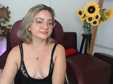 Chaturbate Best live sex cam show of ana_hotmilf