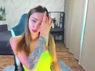 Chaturbate Free Live Porn of berry_lipsss