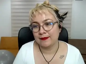 Chaturbate Free Porn Cam of anyaluxx