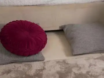 Chaturbate Watch Live Sex Cams of willow_hendrix