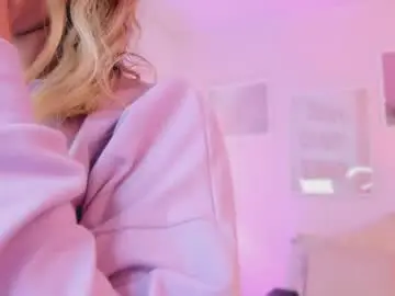 Chaturbate Free Live Porn of bee_art