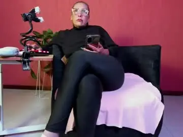 Chaturbate Watch Live Sex Cams of milf_sikiu