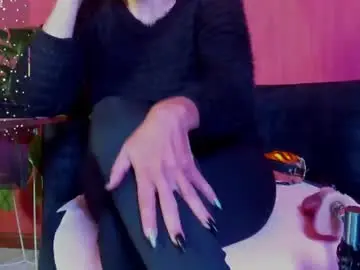 Chaturbate Live Sex Cam of milf_sikiu