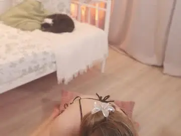 Chaturbate Free Live Porn of milky_0