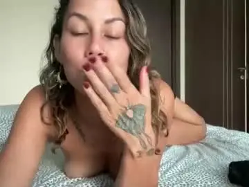 Chaturbate Live Sex of atara25