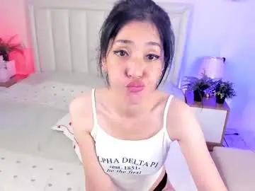 Chaturbate Live Sex Cam of li_baby