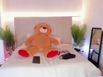 Chaturbate Live Sex Cam of milu_blossom