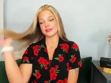 Chaturbate Adult Webcams of lilylovely26