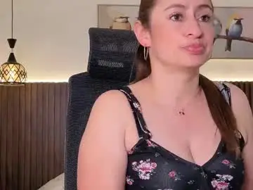 Chaturbate Live Sex Cam of kelly_gracee