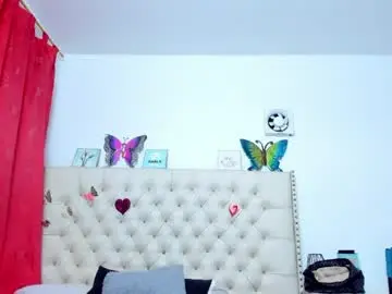 Chaturbate Nude Webcam of selena_beautyy