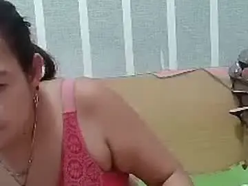 Chaturbate Best live sex cam show of suckmynipples802104