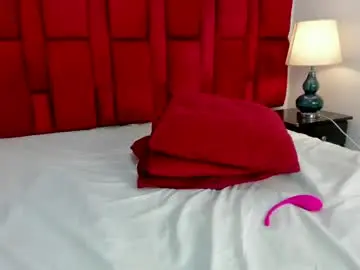 Chaturbate Live Sex Cam of samyy_02