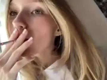 Chaturbate Watch Live Sex Cams of gertrudeuran