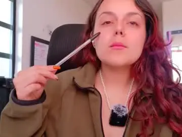 Chaturbate Best live sex cam show of scarlett77_